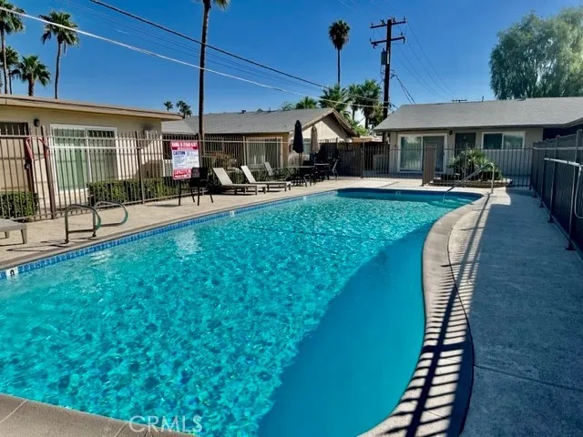 685 E Vista Chino, Palm Springs, California 92262