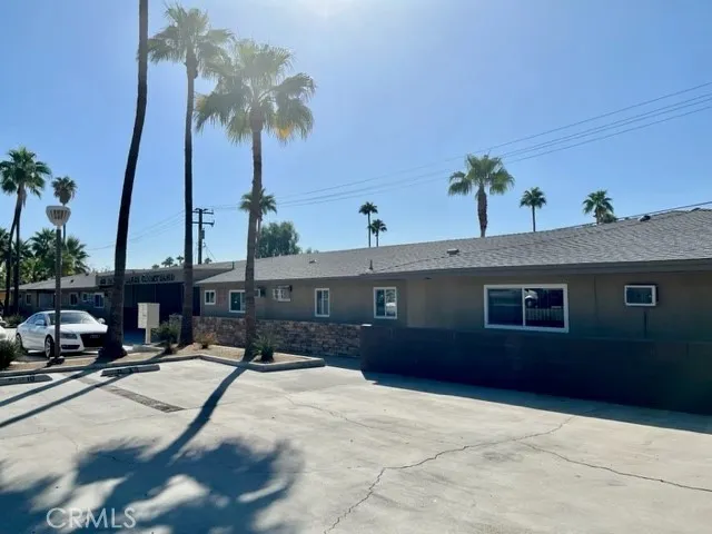 685 E Vista Chino, Palm Springs, California 92262