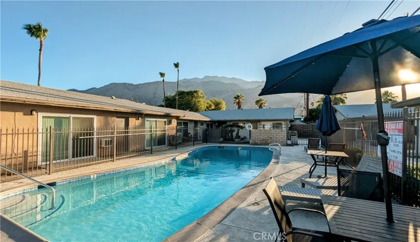 685 E Vista Chino, Palm Springs, California 92262