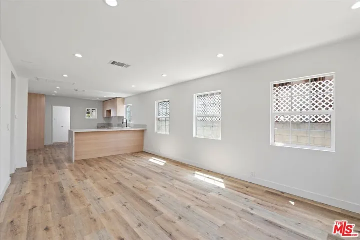 3748 Veteran Avenue, Los Angeles, California 90034