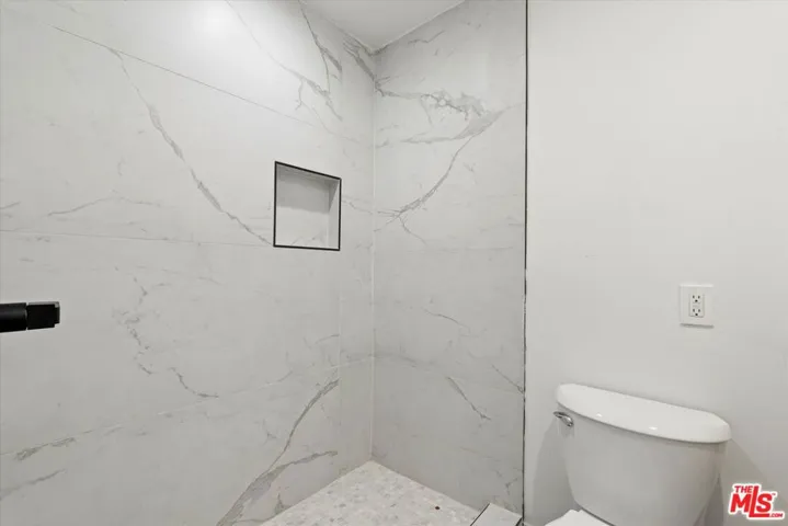 3748 Veteran Avenue, Los Angeles, California 90034