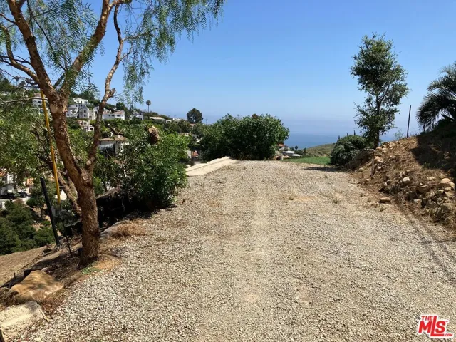 McAlpine Drive