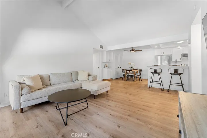 28 Country Mile Road, Phillips Ranch, California 91766
