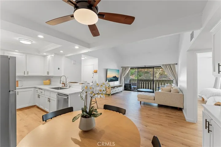 28 Country Mile Road, Phillips Ranch, California 91766