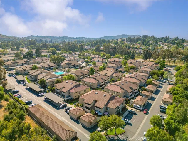 28 Country Mile Road, Phillips Ranch, California 91766