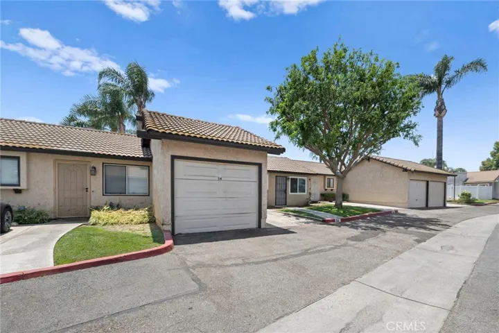 9505 Arlington Avenue 54, Riverside, California 92503