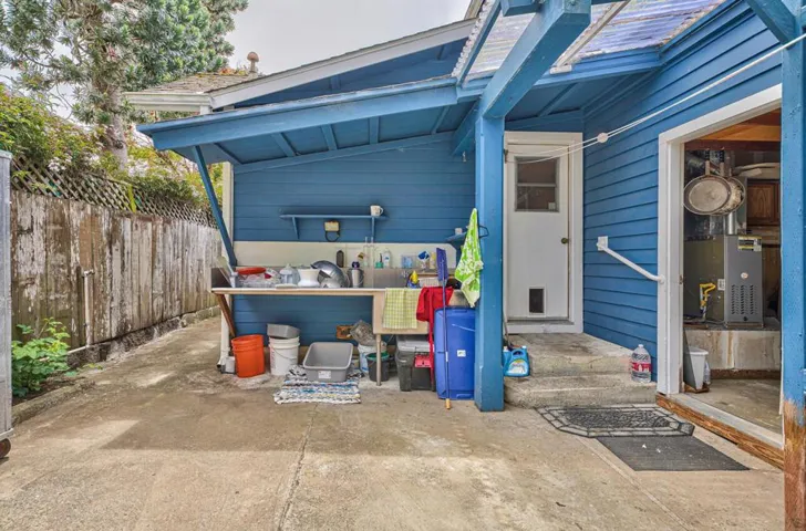 223 Bentley Street, Pacific Grove, California 93950