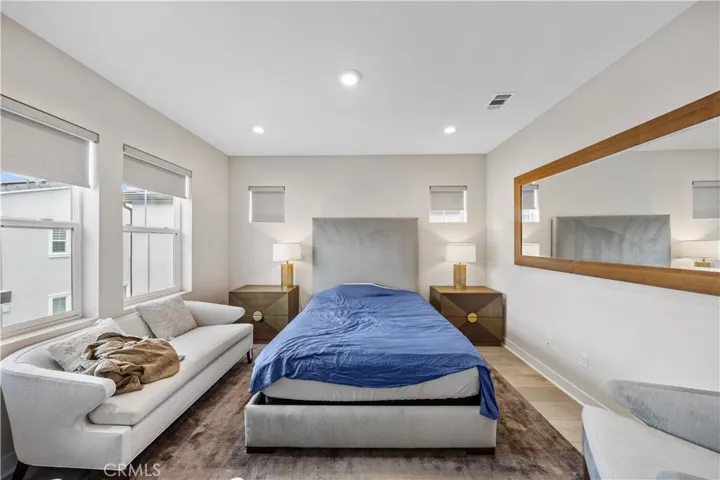 270 Edna Pkwy, Lake Forest, California 92630