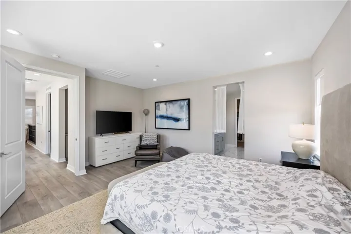 270 Edna Pkwy, Lake Forest, California 92630