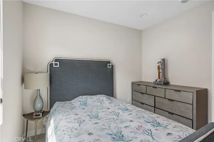 270 Edna Pkwy, Lake Forest, California 92630