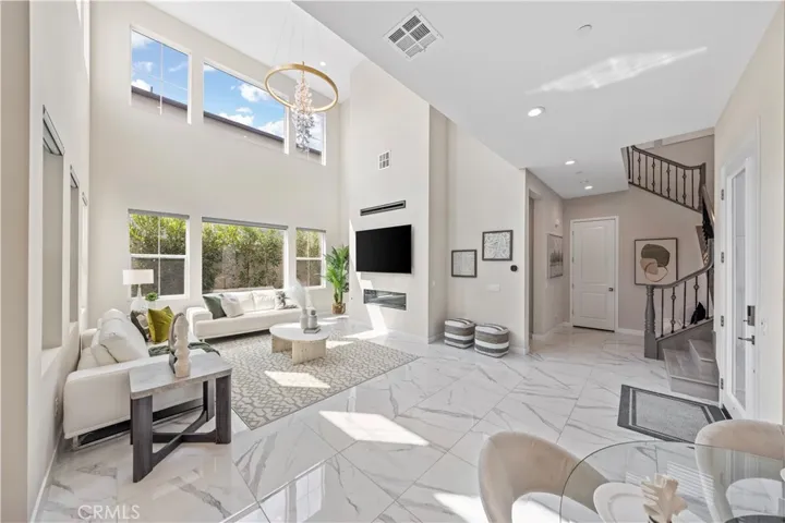 270 Edna Pkwy, Lake Forest, California 92630