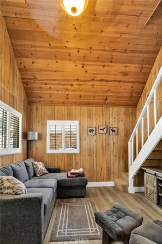 705 Cedar Lane, Crestline, California 92325