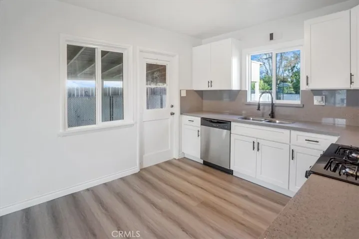 4896 Sunnyside Drive, Riverside, California 92506