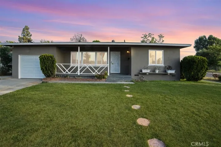 4896 Sunnyside Drive, Riverside, California 92506