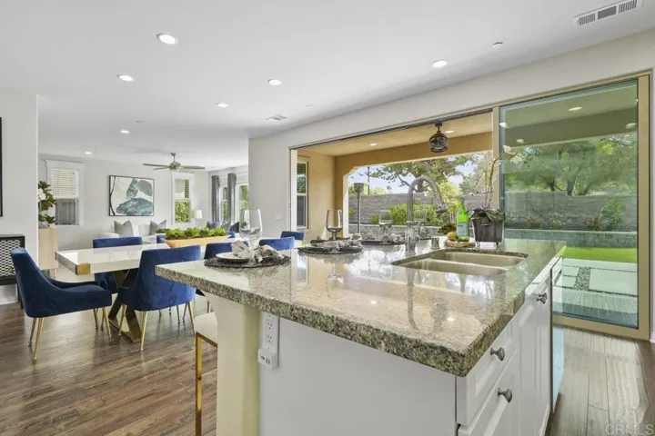 15910 Dyer Lane, San Diego, California 92127