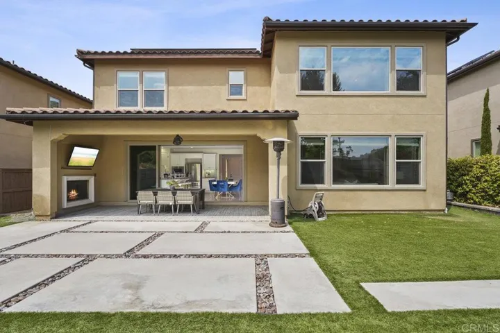 15910 Dyer Lane, San Diego, California 92127