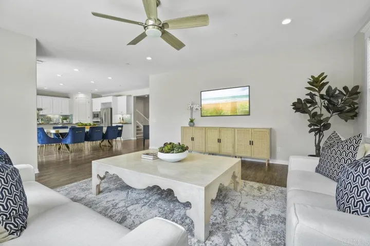 15910 Dyer Lane, San Diego, California 92127