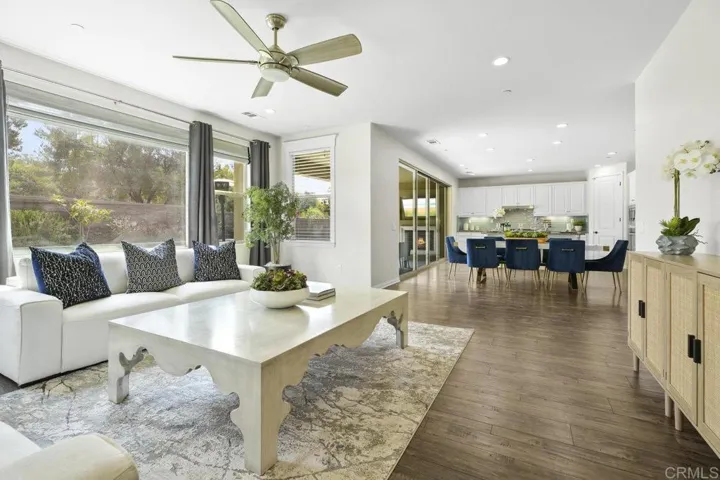 15910 Dyer Lane, San Diego, California 92127