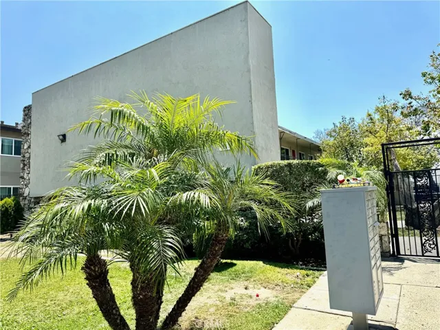 11662 Stuart Drive, Garden Grove, California 92843