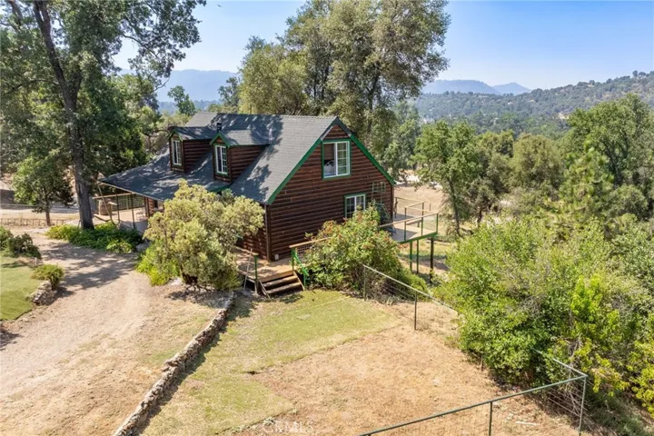 43581 Peterson Creek Road, Ahwahnee, California 93601