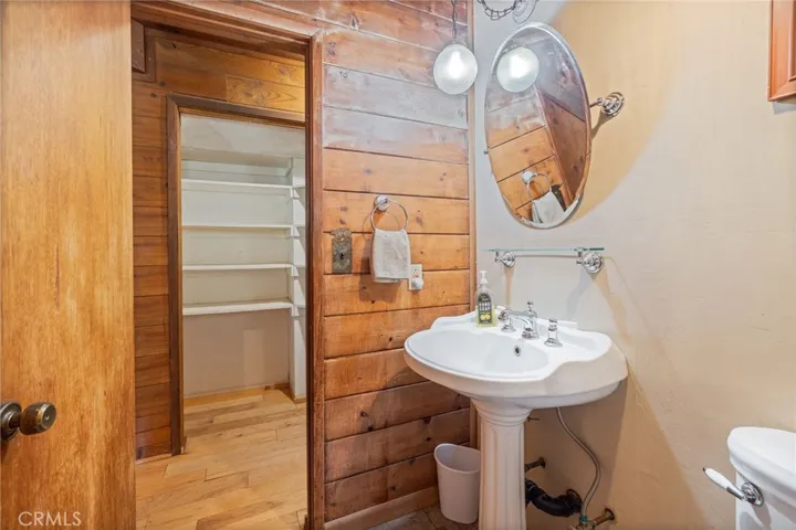 43581 Peterson Creek Road, Ahwahnee, California 93601