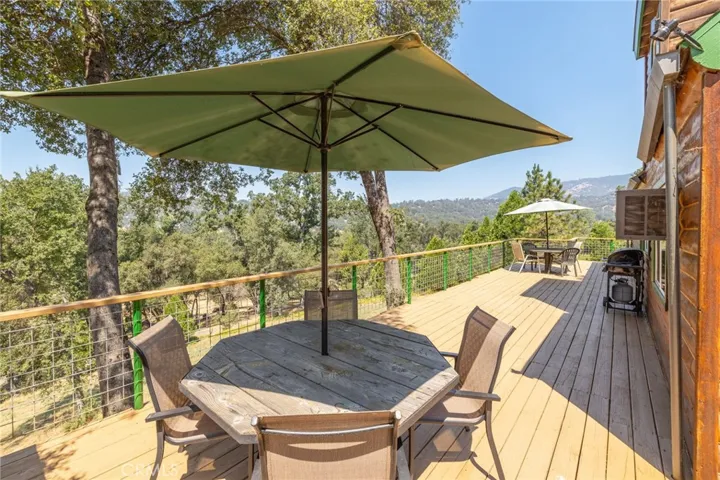 43581 Peterson Creek Road, Ahwahnee, California 93601