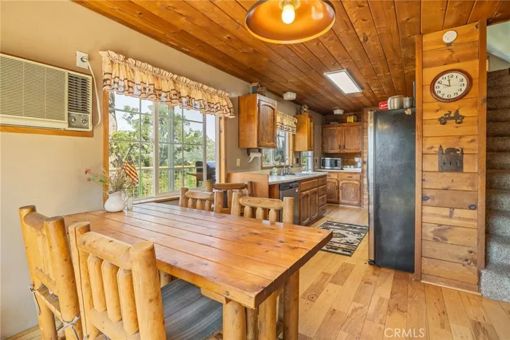 43581 Peterson Creek Road, Ahwahnee, California 93601