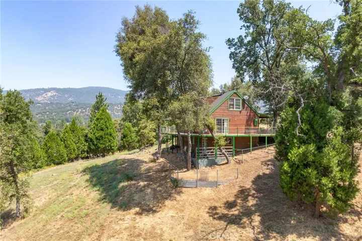 43581 Peterson Creek Road, Ahwahnee, California 93601