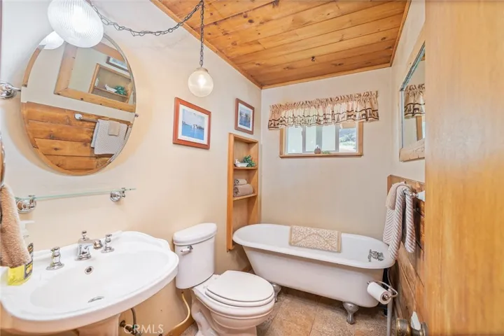 43581 Peterson Creek Road, Ahwahnee, California 93601