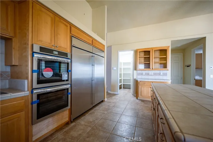 9075 E Primavera Road, Pinon Hills, California 92372