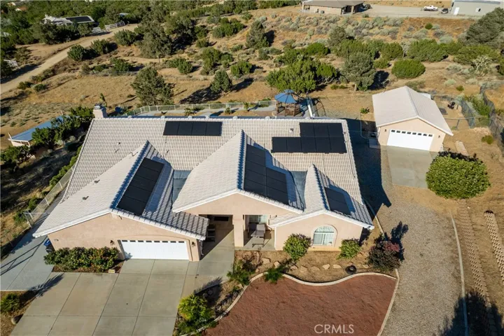 9075 E Primavera Road, Pinon Hills, California 92372