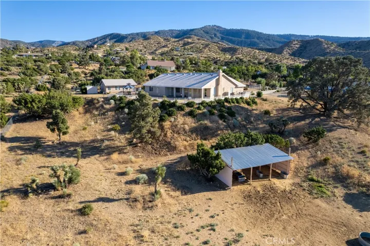 9075 E Primavera Road, Pinon Hills, California 92372