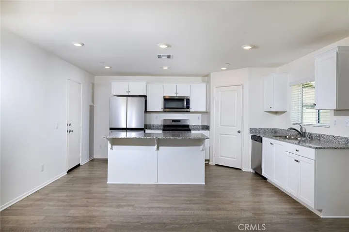 1254 Memorial Avenue, Hemet, California 92543