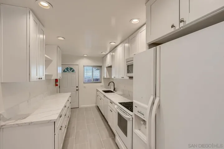 7685 Torrem St, La Mesa, California 91942