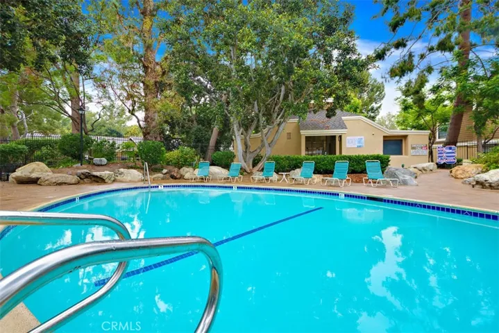 80 Lakepines, Irvine, California 92620