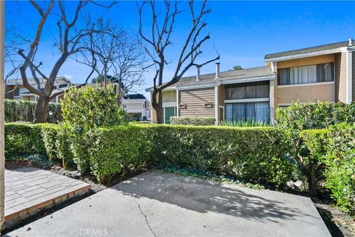 80 Lakepines, Irvine, California 92620