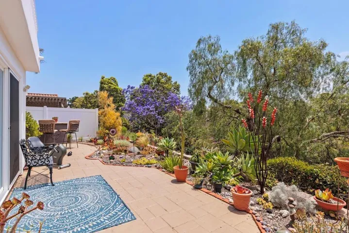 4153 Arcadia Way, Oceanside, California 92056