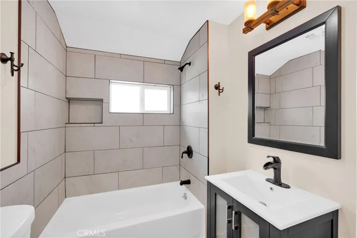 3530 Campbell Street, Jurupa Valley, California 92509