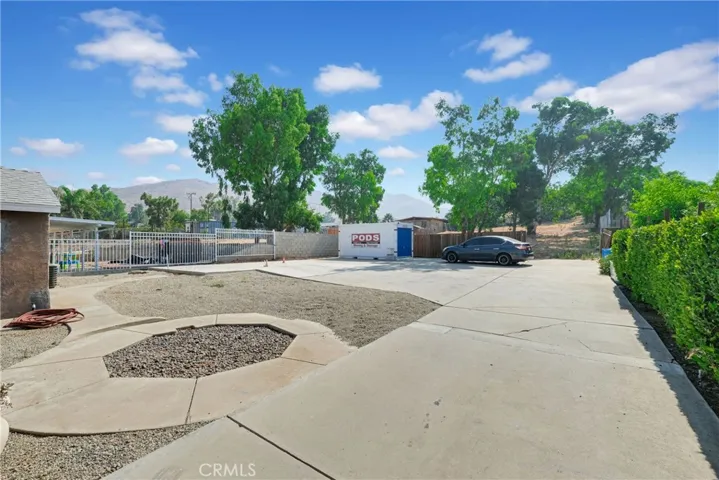 3530 Campbell Street, Jurupa Valley, California 92509