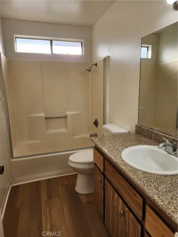 9563 Park Street, Bellflower, California 90706
