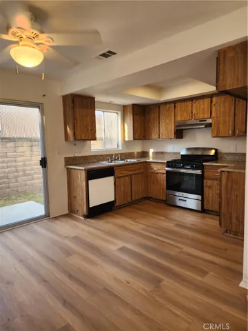 9563 Park Street, Bellflower, California 90706