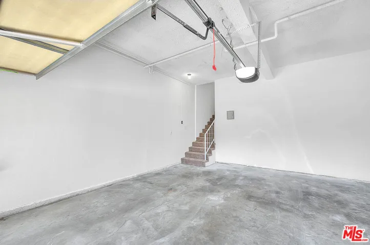 Direct access garage