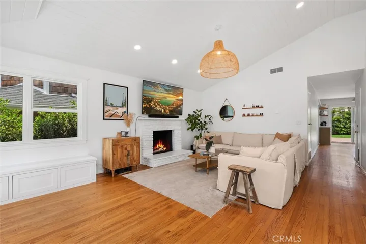 220 Calle Serena, San Clemente, California 92672
