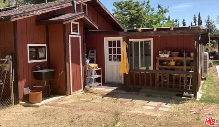 12730 E Avenue V-14, Pearblossom, California 93553