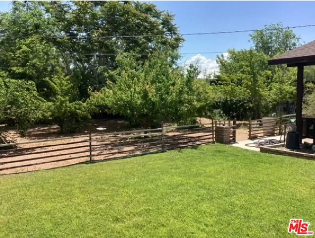 12730 E Avenue V-14, Pearblossom, California 93553