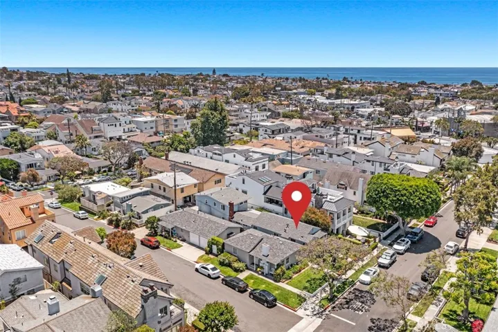 618 Heliotrope, Corona Del Mar, California 92625
