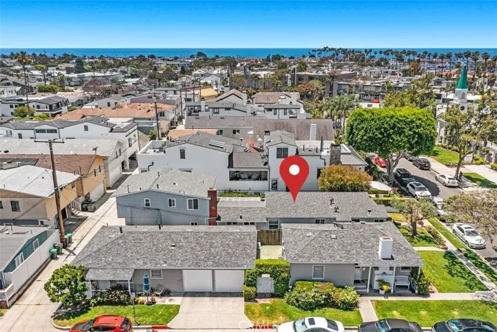 618 Heliotrope, Corona Del Mar, California 92625