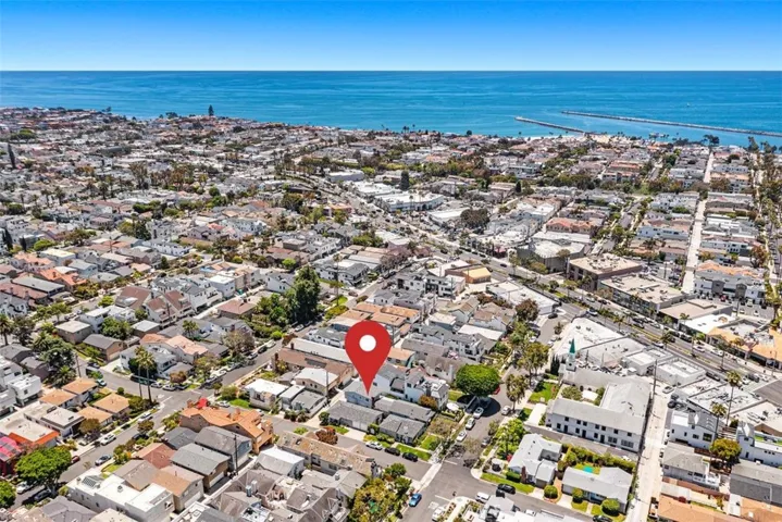 618 Heliotrope, Corona Del Mar, California 92625