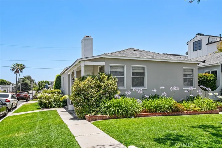 620 Heliotrope, Corona Del Mar, California 92625