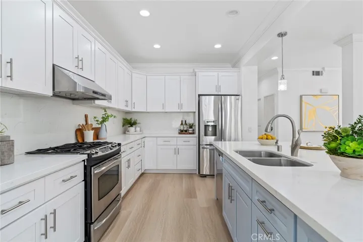 15 Wyoming, Irvine, California 92606